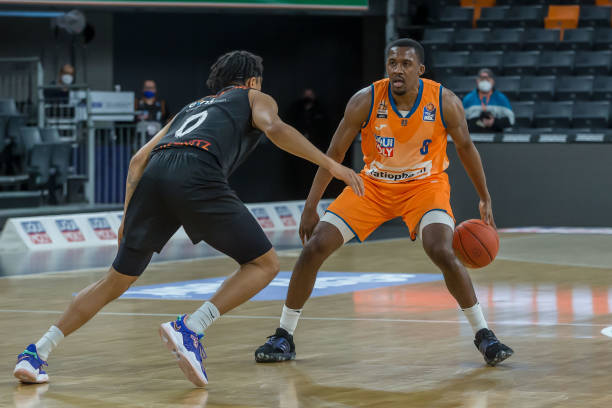 折返时出现 折返时出现